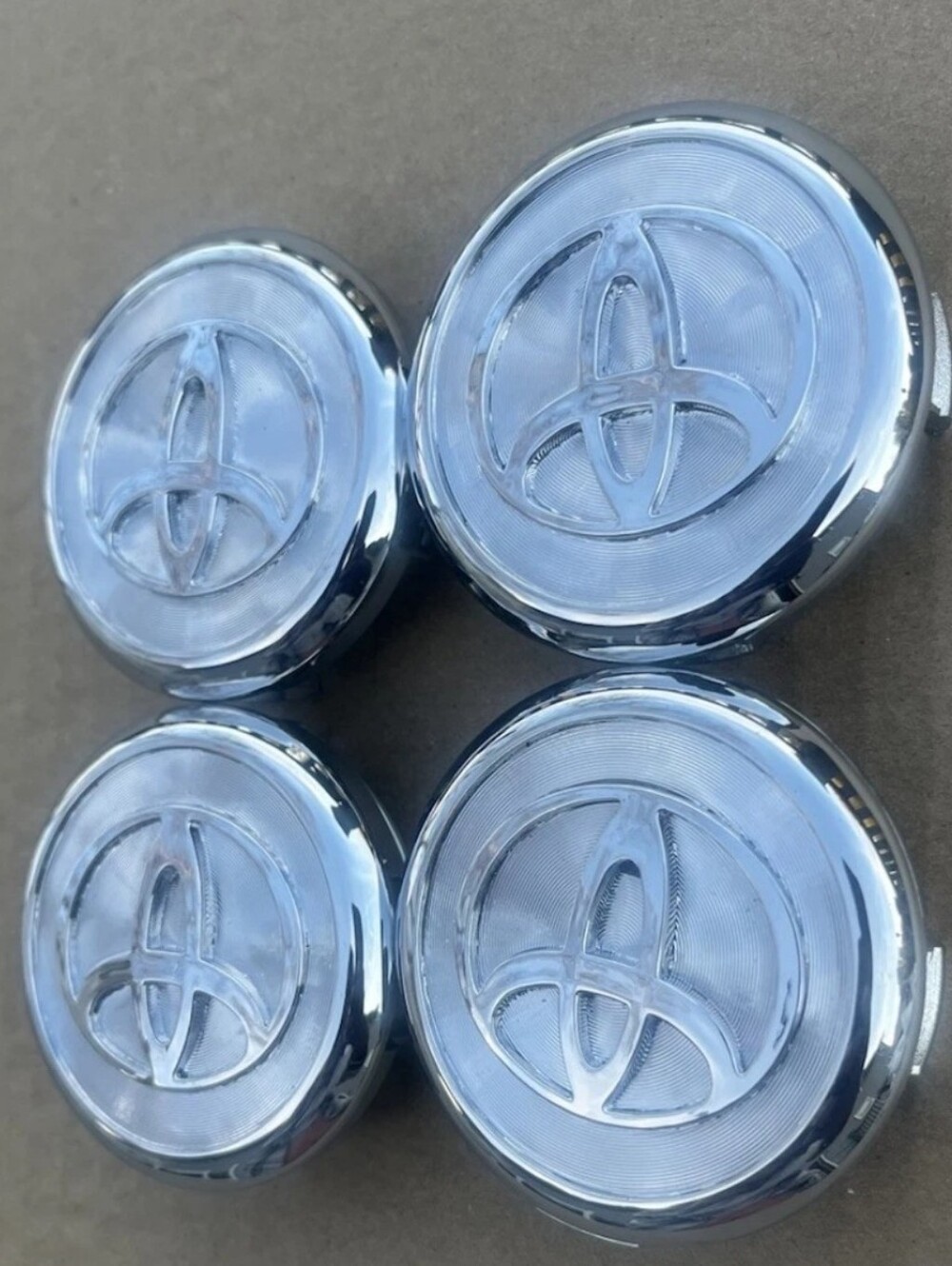 4 TOYOTA WHEEL RIM CENTER CAPS SILVER LOGO 62MM
